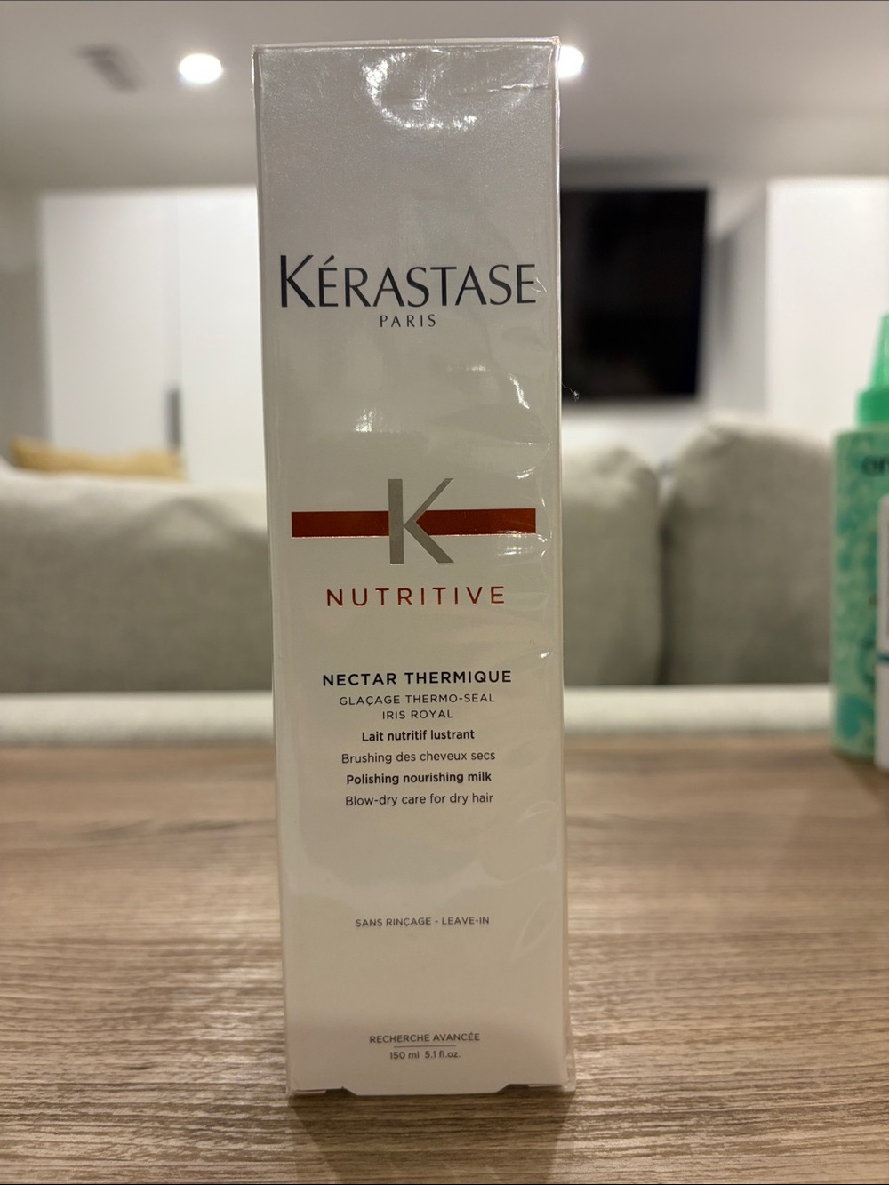 Kerastase Nutritive Nectar Thermique - White & Brown Accent